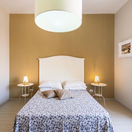 Il 49 Rooms Noto Eksteriør billede