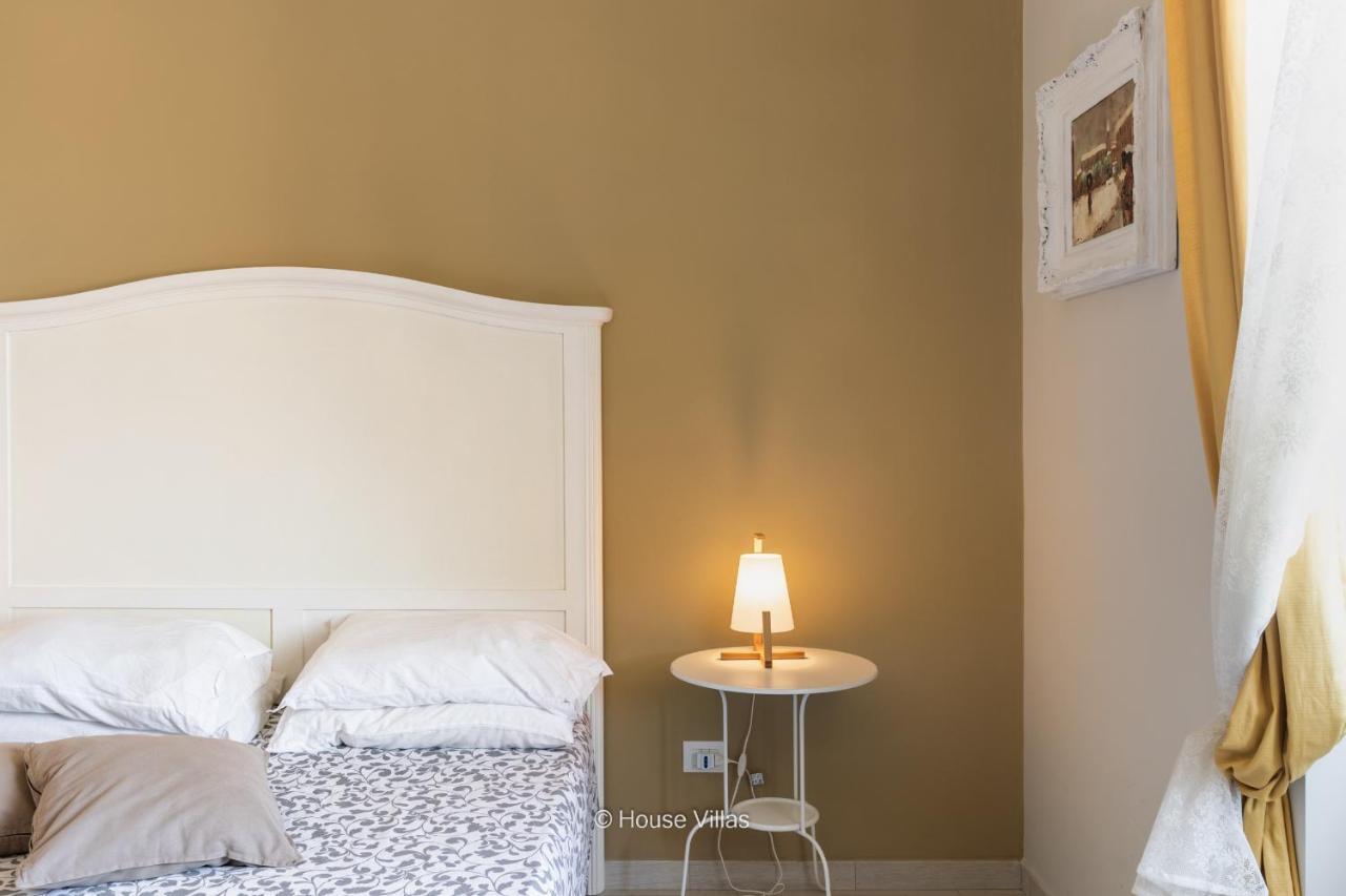 Il 49 Rooms Noto Eksteriør billede
