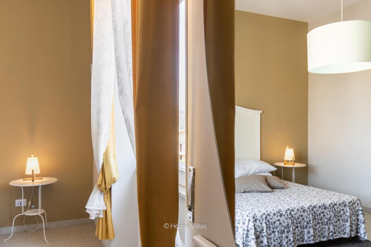 Il 49 Rooms Noto Eksteriør billede