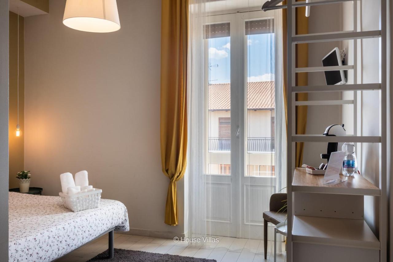Il 49 Rooms Noto Eksteriør billede